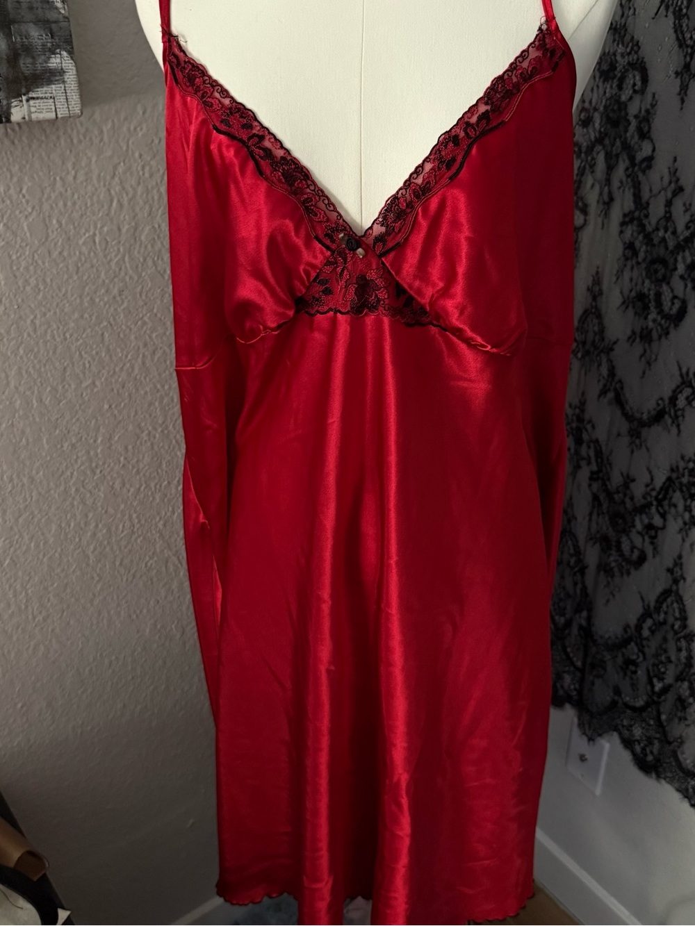Gilligan & O’Malley Vintage Red satin slip dress with lace trim 3XL